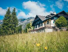 Knappenhof**** Hotel und Restaurant Aussenansicht im Knappenhof Hotel und Restaurant
