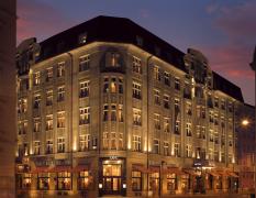 Art Deco Imperial Hotel Prag Aussenansicht des Art Deco Imperial Hotels Prag bei Nacht