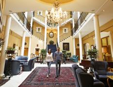 Hotelhalle und Lounge im Hotel Stenitzer