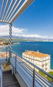 Hotel Astoria Opatija Blick von einem Balkon des Hotels Astoria Opatija an die Küste
